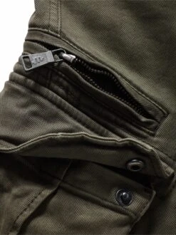 Macher-Cargo -Bekleidungsverkauf Geschäft EC24 6157 DH 1