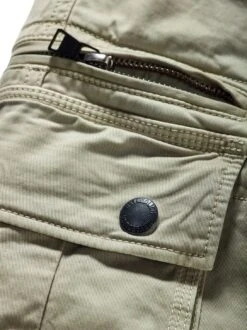 Frische Cargo -Bekleidungsverkauf Geschäft EC24 6214 DI