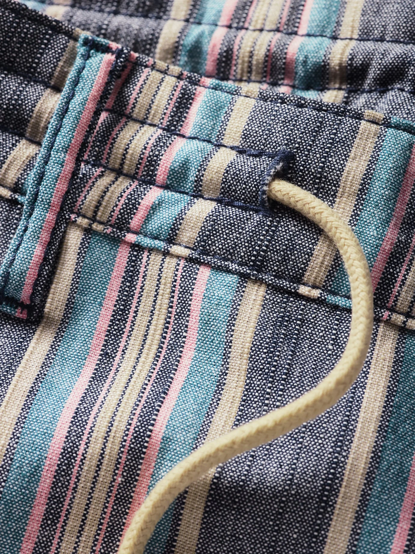 Wadenbetoner-Streifenshorts 7 Wadenbetoner-Streifenshorts – Bild 6