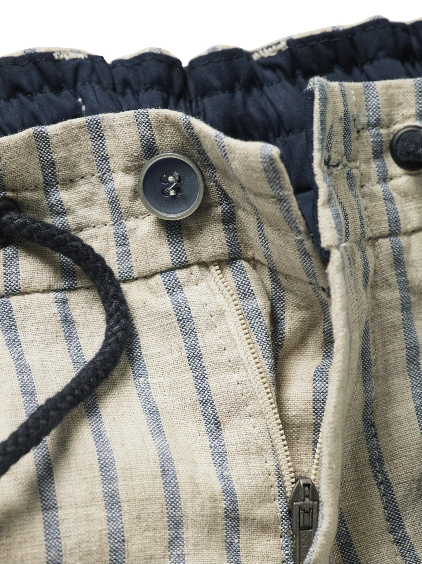 Wadenbetoner-Leinenshorts 10 Wadenbetoner-Leinenshorts – Bild 8