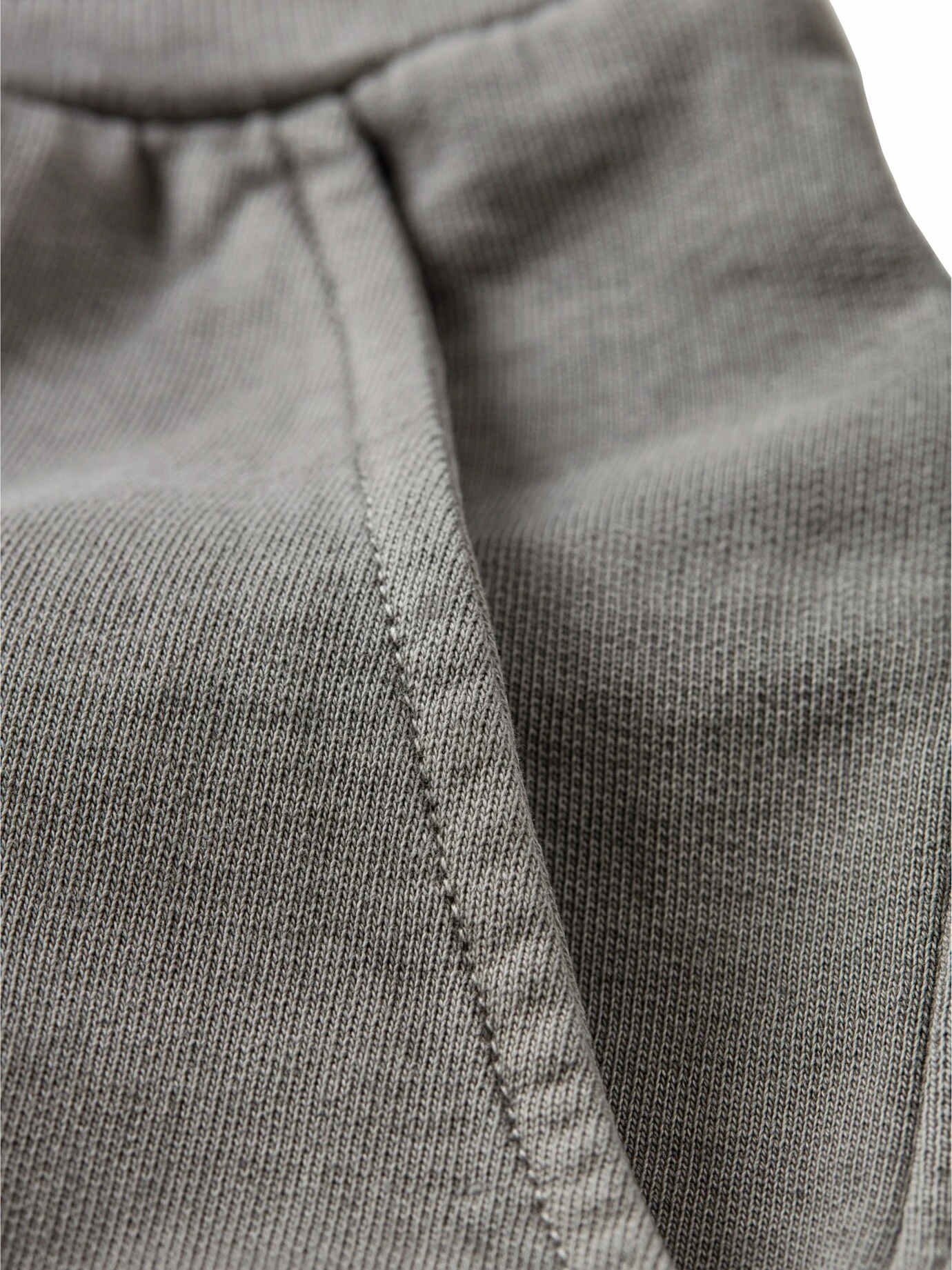 Erdverbundene Shorts 13 Erdverbundene Shorts – Bild 11