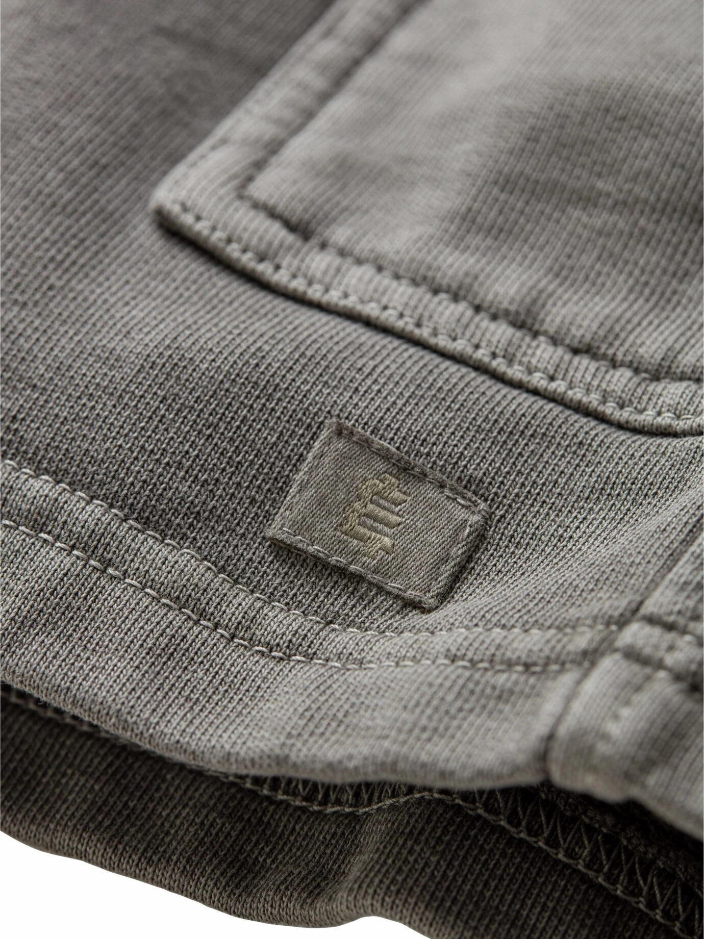 Erdverbundene Shorts 15 Erdverbundene Shorts – Bild 13