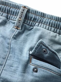 Jackpot-Shorts -Bekleidungsverkauf Geschäft EC24 6363 DI