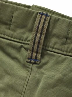 Gefährten-Chino 34 Gefährten-Chino -Bekleidungsverkauf Geschäft EC24 6372 DI