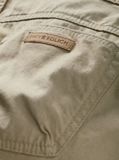 City-Cargo -Bekleidungsverkauf Geschäft EC24 6398 DK