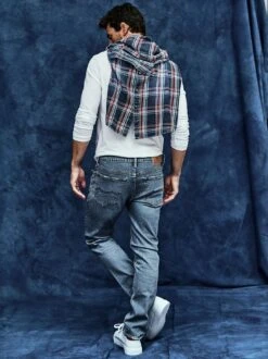 Kurabo-Jeans -Bekleidungsverkauf Geschäft EC24 6407 DC 1