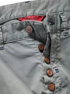 Valentinos Cargo -Bekleidungsverkauf Geschäft EC24 6493 DG