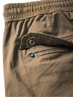 Abenteuerland-Shorts -Bekleidungsverkauf Geschäft EC24 6572 DI