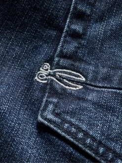 Zero-Cotton-Jeans -Bekleidungsverkauf Geschäft EC24 6707 DJ 1