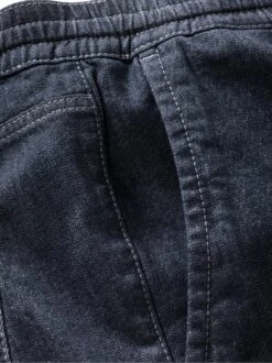 Ruhepuls-Jeans -Bekleidungsverkauf Geschäft EC24 6789 DI