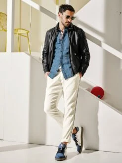 Navigator-Leinenchino -Bekleidungsverkauf Geschäft EC24 6844 DF