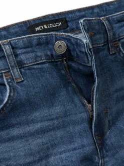 Futur-II-Jeans -Bekleidungsverkauf Geschäft EC24 6861 DH