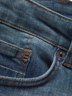 Save Water Jeans -Bekleidungsverkauf Geschäft EC24 6863 DH 1