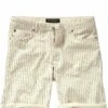 Unverwüstliche Streifenshorts