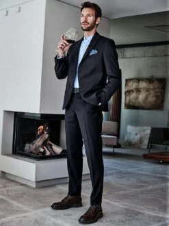 Masterpiece-Anzughose -Bekleidungsverkauf Geschäft EC24 6890 DF 1