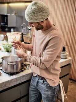 Restlos-glücklich-Jeans -Bekleidungsverkauf Geschäft EC24 6982 DD 1