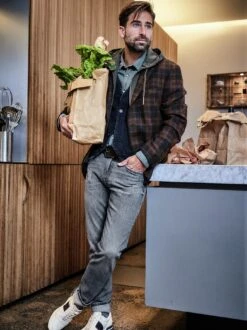 Restlos-glücklich-Jeans -Bekleidungsverkauf Geschäft EC24 6982 DF