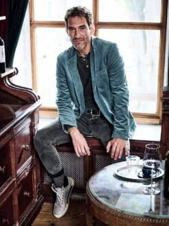 Ivory Jeans Trade -Bekleidungsverkauf Geschäft EC24 7078 DA 1