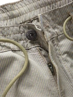 Milch-und-Zucker-Hose -Bekleidungsverkauf Geschäft EC24 7156 DG