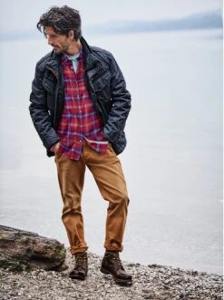 Die Etwas Andere Jeans -Bekleidungsverkauf Geschäft EC24 7174 DD