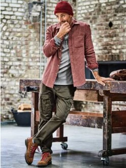 Projekt-Cargo -Bekleidungsverkauf Geschäft EC24 7184 DE