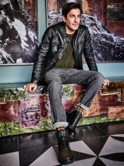 Boulder-Jeans -Bekleidungsverkauf Geschäft EC24 7437 DC 1