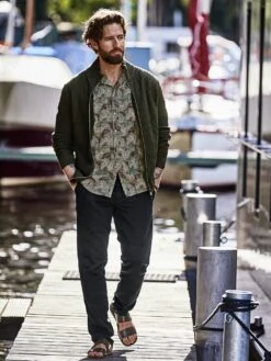 Amalfiküsten-Hose -Bekleidungsverkauf Geschäft EC24 7575 DE