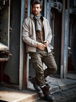 Kompagnon-Cargo 41 Kompagnon-Cargo -Bekleidungsverkauf Geschäft EC24 7705 DD