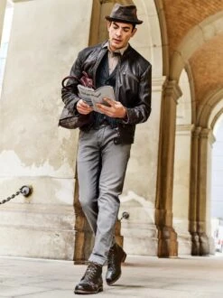 Grey-Jeans Trade -Bekleidungsverkauf Geschäft EC24 7718 DA