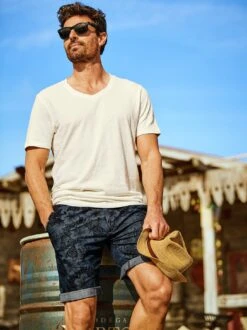 Hibiskus-Shorts -Bekleidungsverkauf Geschäft EC24 7865 DD 1