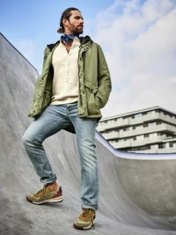 Heritage-Jeans -Bekleidungsverkauf Geschäft EC24 7915 DA 1