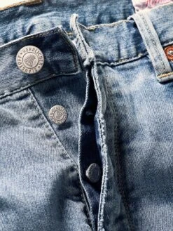 Heritage-Jeans -Bekleidungsverkauf Geschäft EC24 7915 DG 1