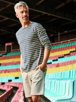 Optimum-Shorts -Bekleidungsverkauf Geschäft EC24 7941 DF