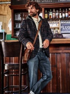 Posh Denim -Bekleidungsverkauf Geschäft EC24 7970 DD 1